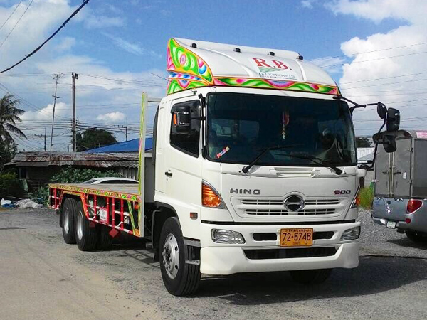 บริการขนส่งโดย รถบรรทุก10ล้อพื้นเรียบ ชลบุรี
